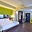 Whiz Prime Hotel Khatib Sulaiman Padang