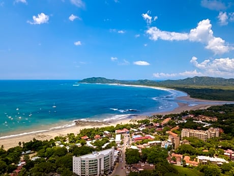 Hotel Tamarindo Village