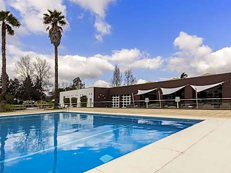 Standard Twin Room with Pool View