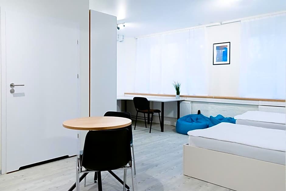 YouthMents - Student Hotel