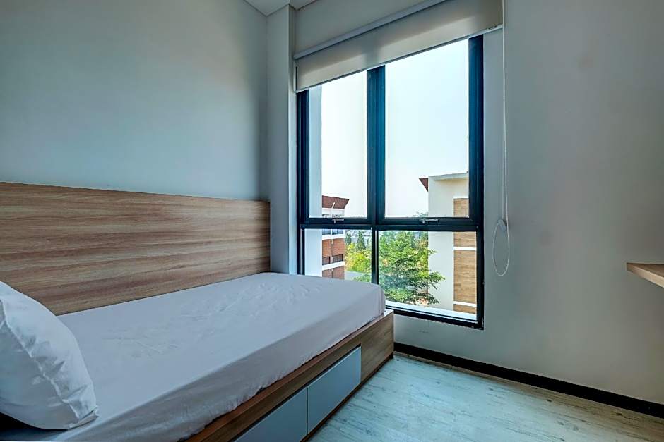 OYO Life 93289 Jelita Residence 2