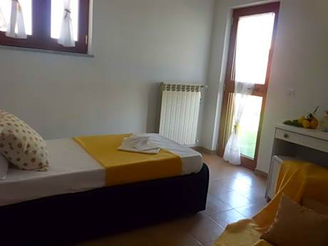 Standard Single Room with Sea View
