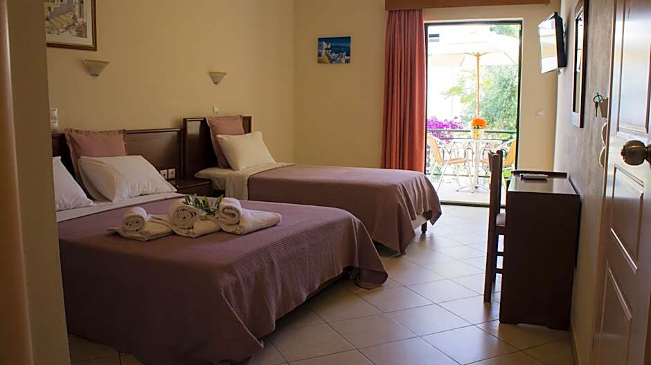 Hotel Loukas Vrachos