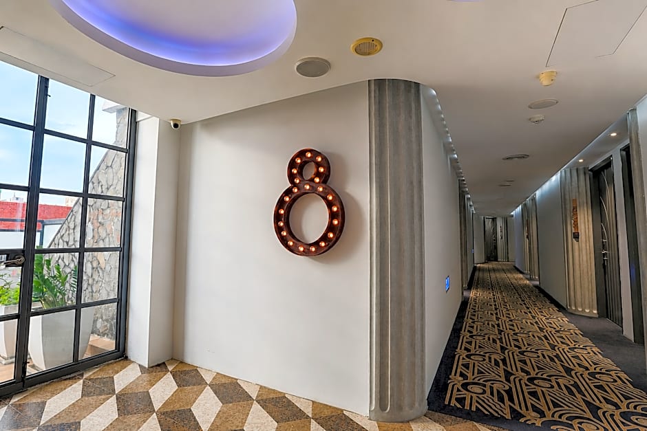 BlueSky Hotel