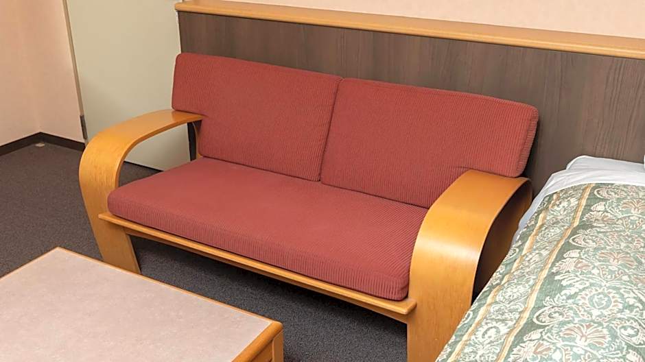 Hirosaki Touei Hotel