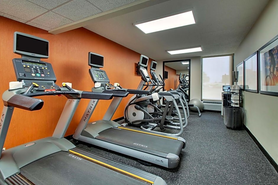 Drury Inn and Suites Bowling Green