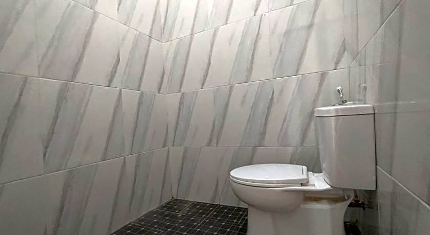 RedDoorz Syariah near Alun Alun Tegal 2