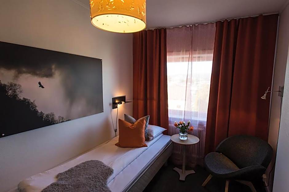 Breidablikk Guesthouse