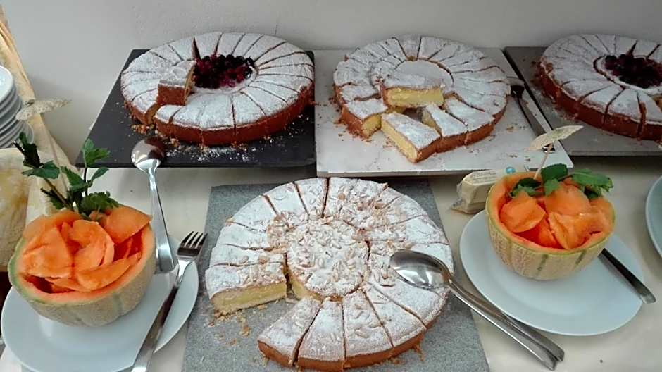 Hotel Etna - Hotel per Coppie e Famiglie con Parcheggio e Spiaggia