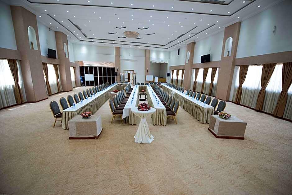 Capital Hotel and Spa