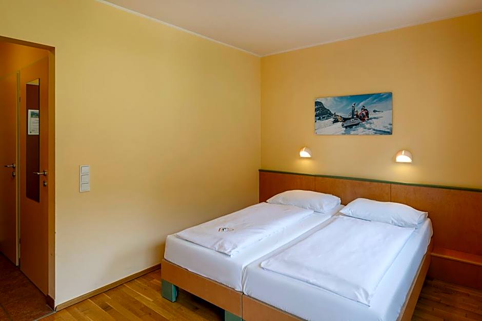 JUFA Hotel Kaprun - Summercard included