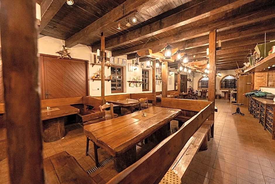 Hotel Rustikal Hustopeče - U Mandloňových sadů