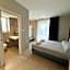 Petit Hotel