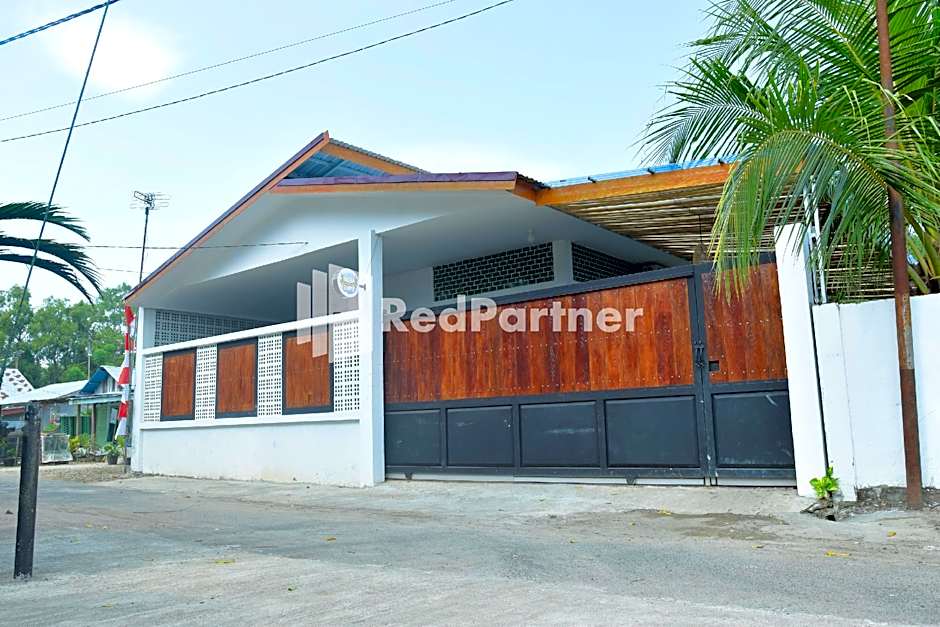 Pringgading Surf Camp Bengkulu Mitra RedDoorz