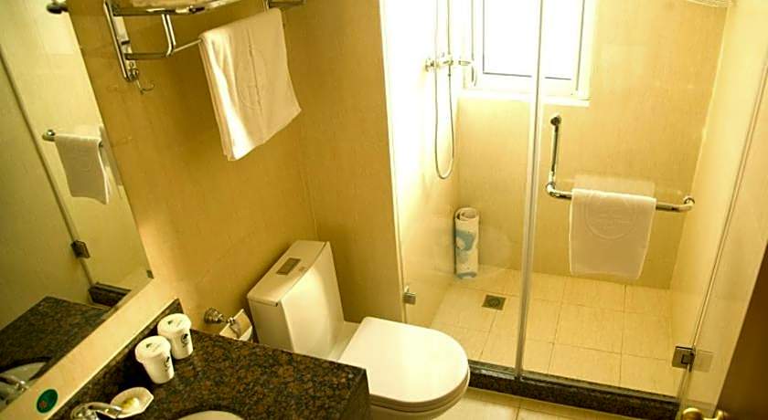 GreenTree Inn Luan Huoqiu Jianxing Road Express Hotel