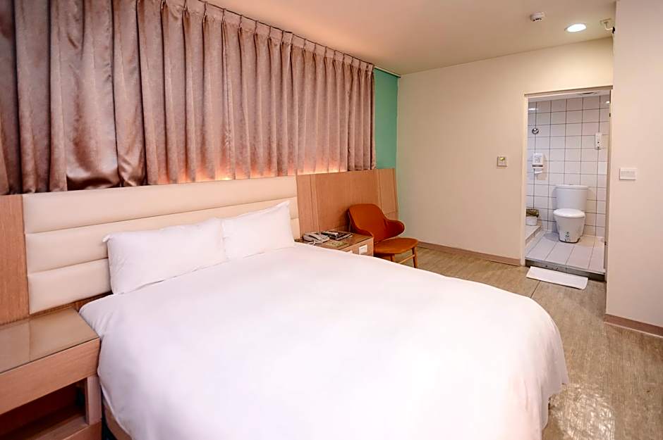 i-Deal Hotel