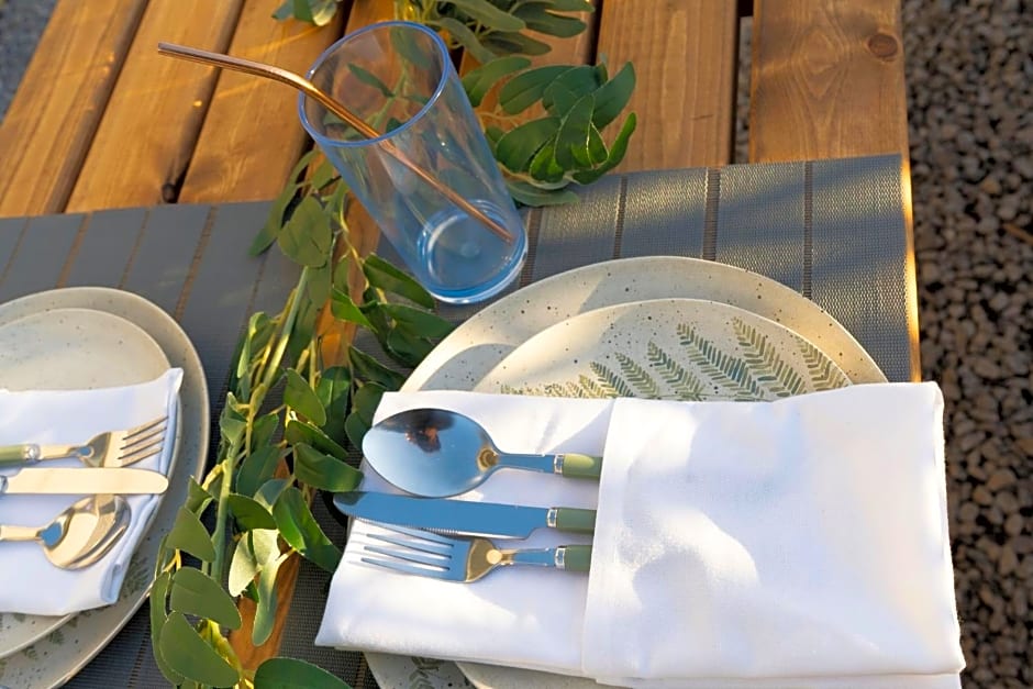 Hollicarrs - Bluebell Lodge