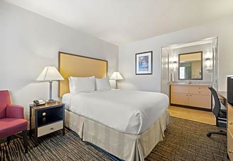 King Room - Non-Smoking