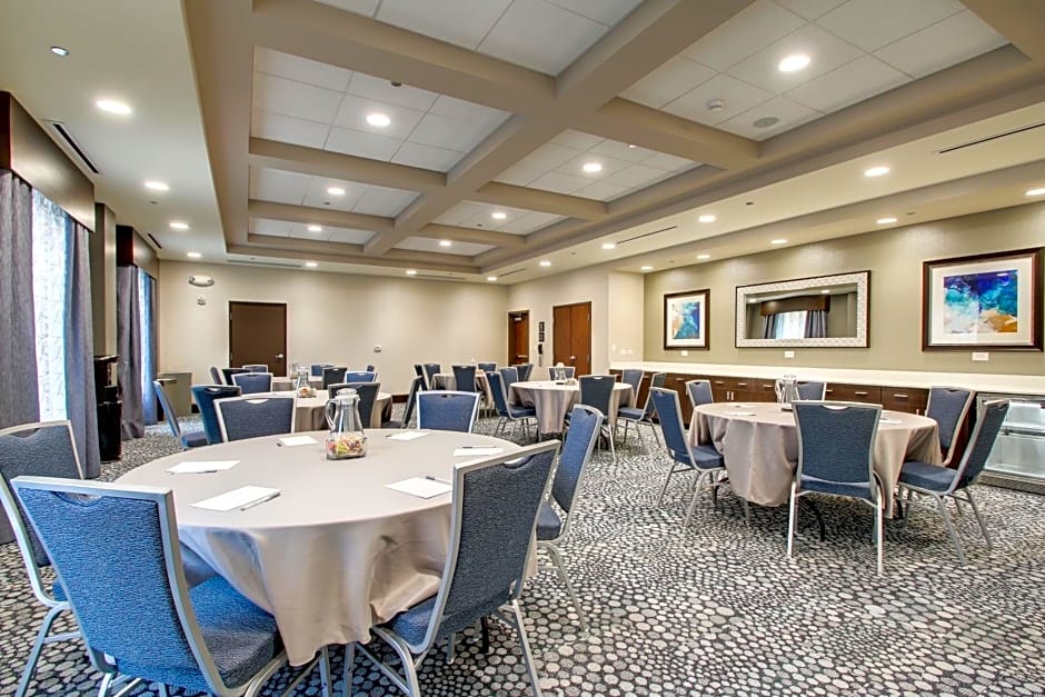 Hampton Inn & Suites Greenville Airport