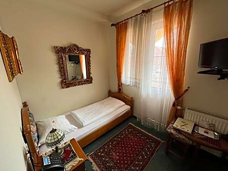 Small Single Room