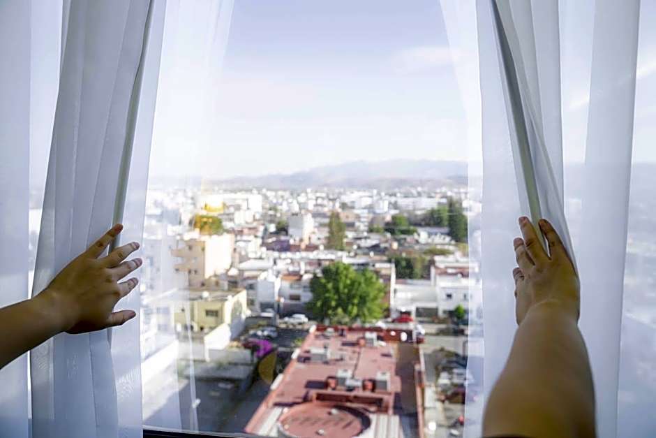 Hotel Real Plaza