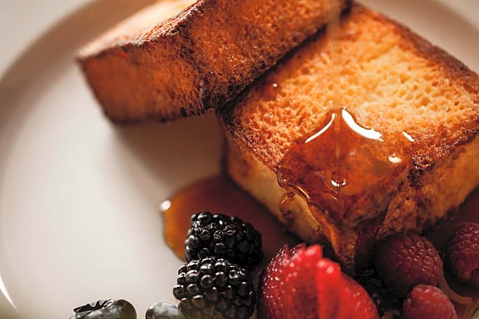 Four Seasons Hotel Riyadh at Kingdom Centre