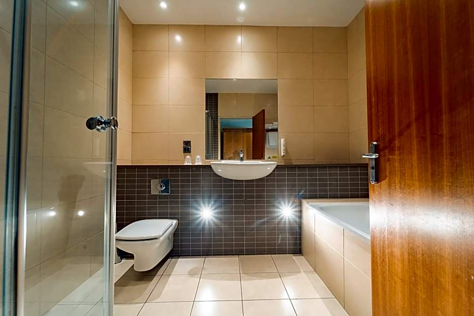 Farington Lodge Hotel