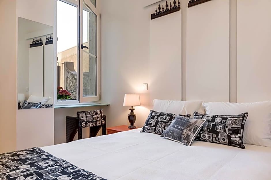Beco do Paço by Porto Dream Stays