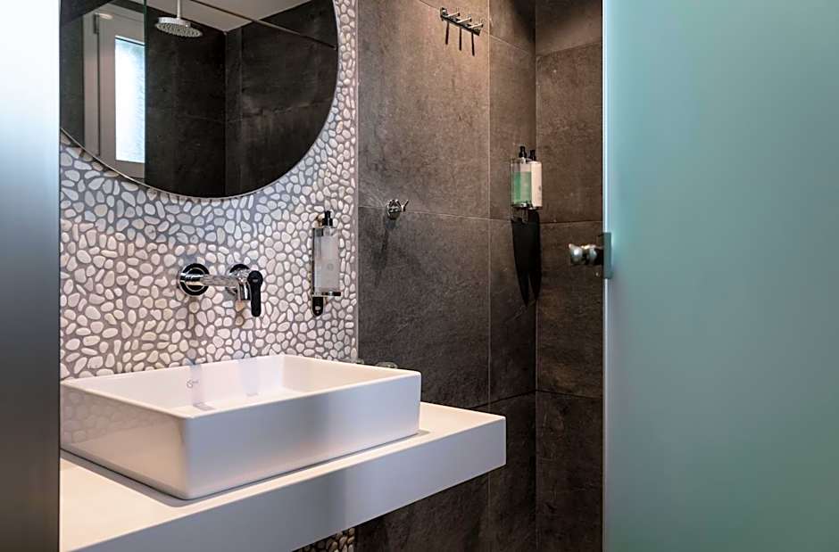 Acharavi Beach Hotel