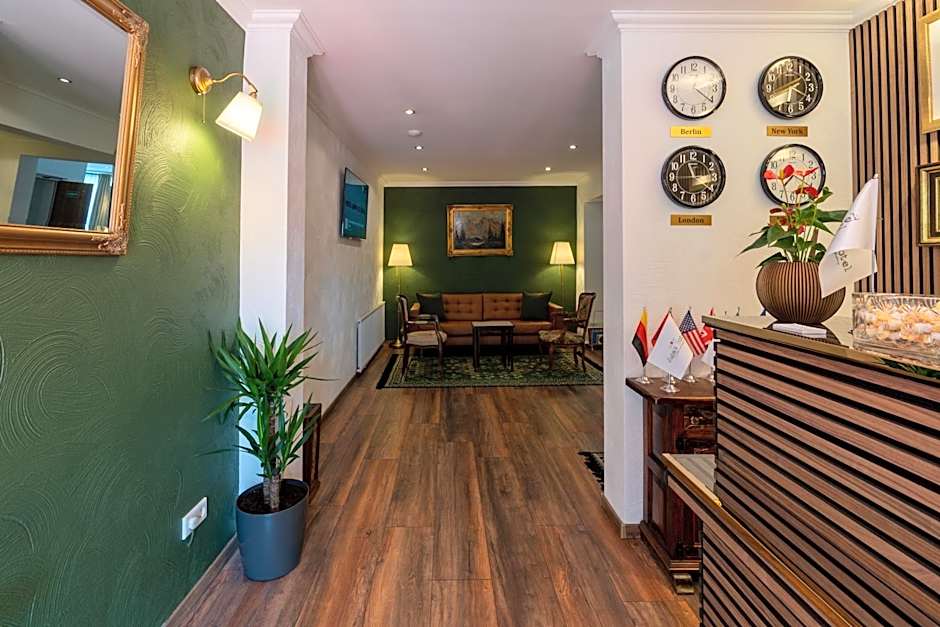 Jupa's Hotel