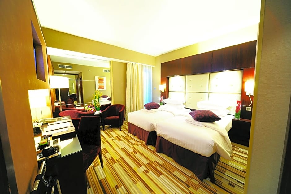 Monaco Hotel – Dubai, PA