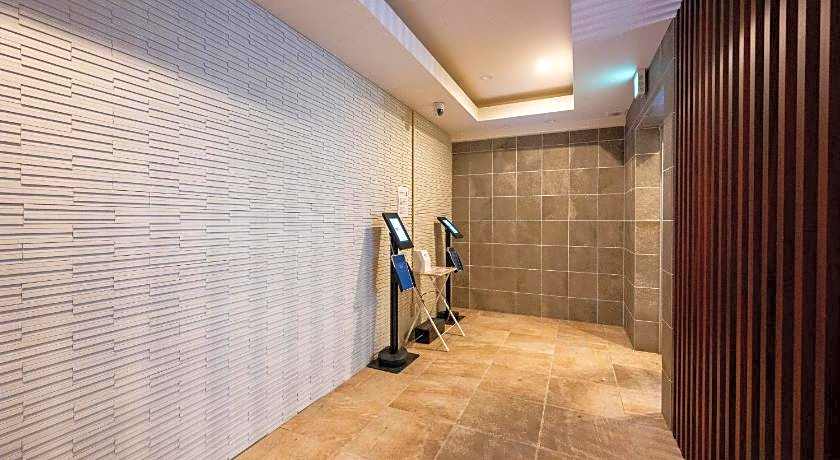 Residence Hotel Hakata 8
