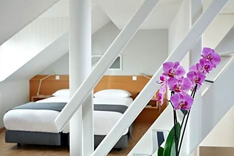 Duplex Studio with Terrace
