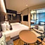 JR Kyushu Hotel Blossom Naha