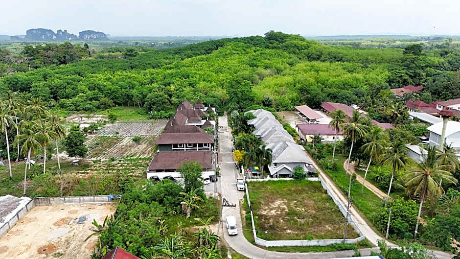 Baan Santhiya Private Pool Villas