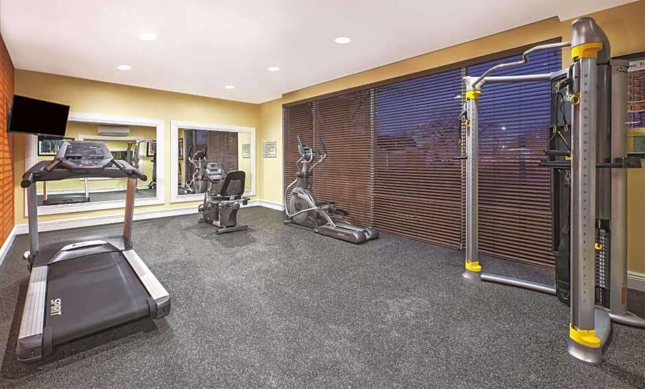 La Quinta Inn & Suites by Wyndham Niagara Falls