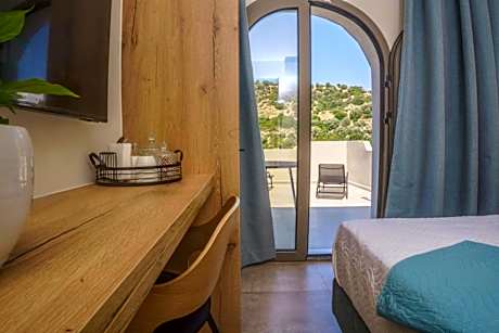 Deluxe Double Room with Sea View