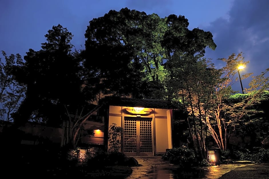 Kappo Ryokan Kannawa Bettei