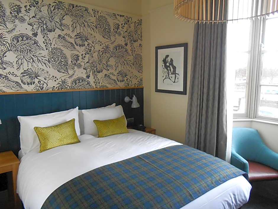 Pen and Parchment by Greene King Inns