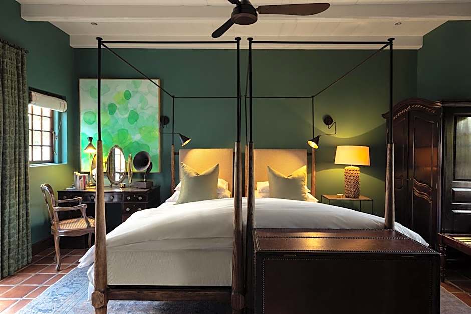 Akademie Street Boutique Hotel