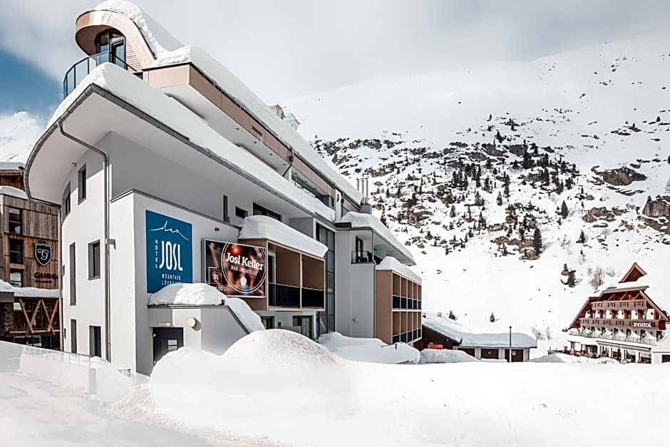 Josl Mountain Lounging Hotel - Adults only!