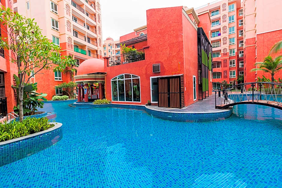Seven Sea Condo & Water Park Pattaya By the Sea