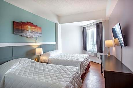 Family Suite with Ocean Partial View