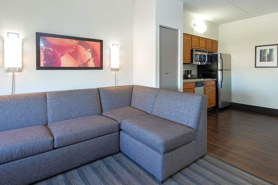 Hyatt House Chicago Schaumburg