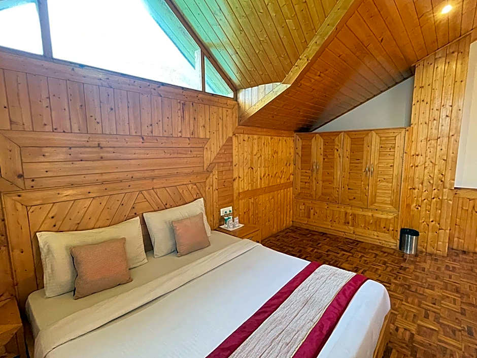 Hotel Chandertal Regency