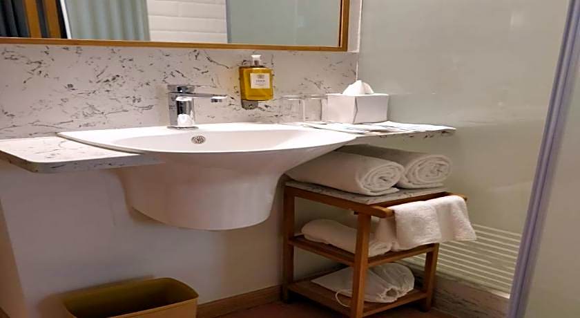 Holiday Inn Express Bengaluru Whitefield Itpl By IHG