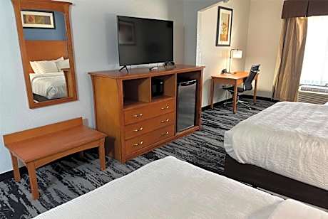 Deluxe Double Room with Two Double Beds Pet Friendly - Non-Smoking