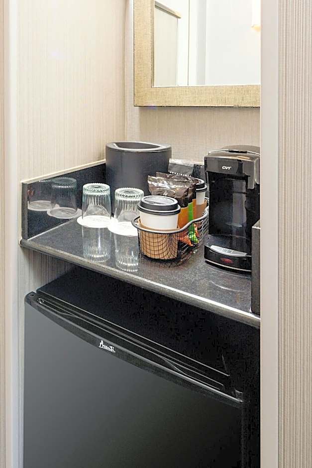 Courtyard by Marriott Hamilton