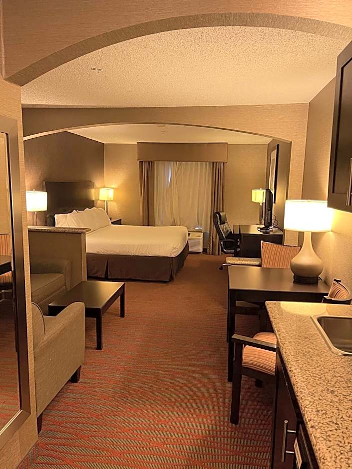 Country Inn & Suites by Radisson, Garden City, KS