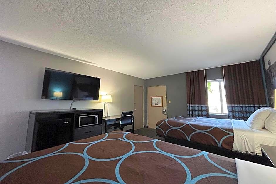 Super 8 by Wyndham Belleville St. Louis Area